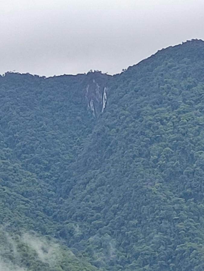 Готель Pousada E Restaurante Alem Das Nuvens Гуаратінгета Екстер'єр фото